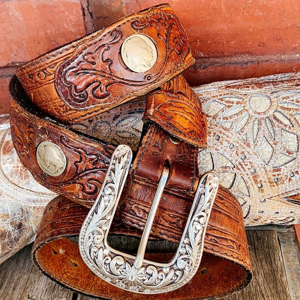 Sold LARRY MAHAN Vintage Tooled Leather Coin Crystal Cowgirl Western Belt Buckle - Picture 10 of 12
